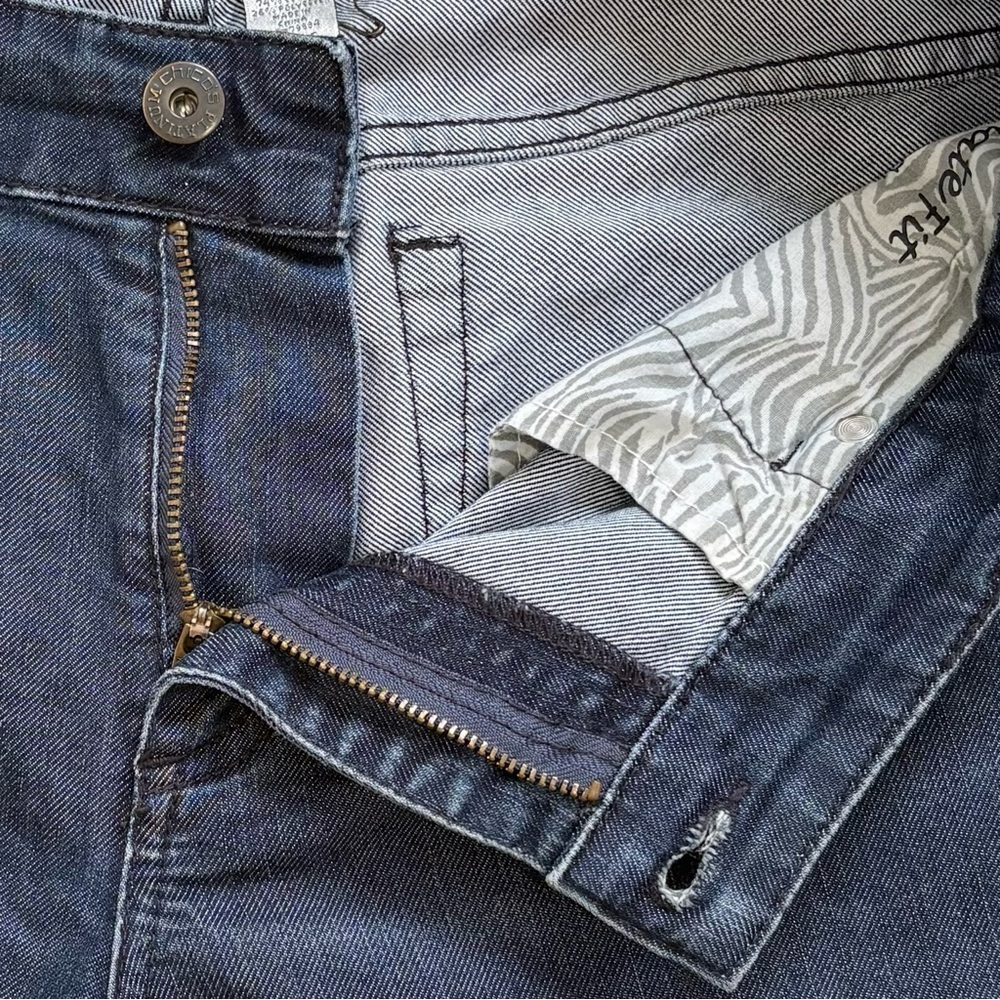 Chico’s Platinum Denim Bootcut Jeans High Rise Dark Wash 1.5 Short - Picture 6 of 11